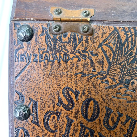 Antique Vintage Wood Jewelry Box, Made in Japan - Picture 9 of 14